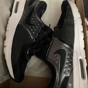 Brand new Nike Air Max Zero